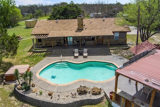 801 Prachyl Rd, Weatherford, TX 76087
