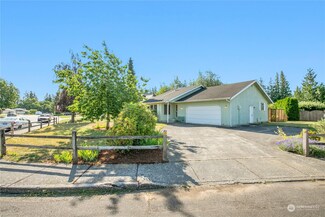 806 Vine Cir, Lynden, WA 98264