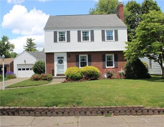 2025 32nd St NW, Canton, OH 44709