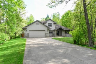 4809 Hummingbird Ln, Stevens Point, WI 54482