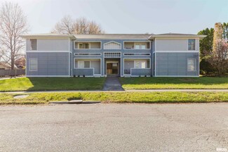 3003 W Sunset Dr, Carbondale, IL 62901