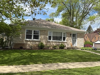 5723 N Dexter Ave, Milwaukee, WI 53209