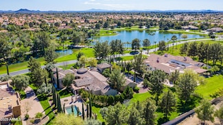 29 E Oakwood Hills Dr, Chandler, AZ 85248