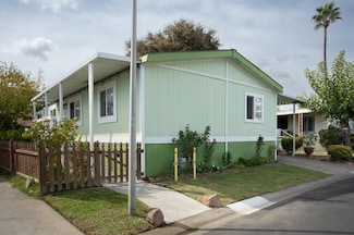 53 Via Grande, Olivehurst, CA 95961