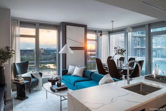 13327 39th Ave Unit 8, Flushing, NY 11354