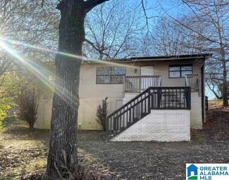 1658 Huntsville St, Leeds, AL 35094