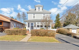 616 7th St, Beaver Falls, PA 15010