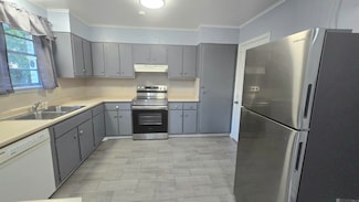 2219 Cedarcrest Ave, Baton Rouge, LA 70816