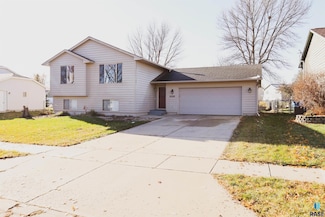 6205 W Jordan Dr, Sioux Falls, SD 57106