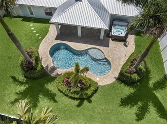 5056 5th Manor, Vero Beach, FL 32968