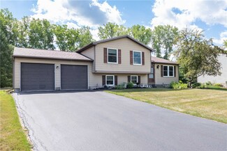 60 Loyalist Ave, Rochester, NY 14624