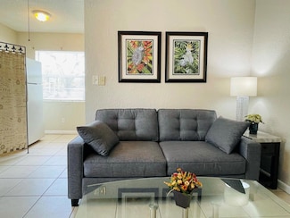 889 NW 16th Ave Unit E, Fort Lauderdale, FL 33311