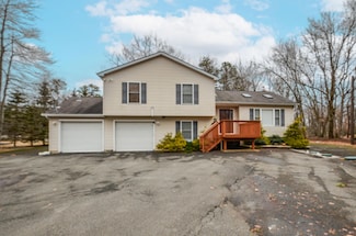 1214 Shadblow Rd, Pocono Summit, PA 18346