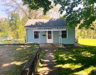 411 N Dodge St, Galena, IL 61036