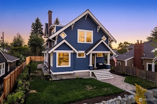 3233 Whalley Place W, Seattle, WA 98199