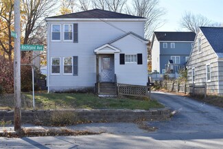 358 Rockland Ave, Manchester, NH 03102