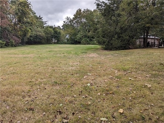 130 Marshall Ave, Cumberland, RI 02864