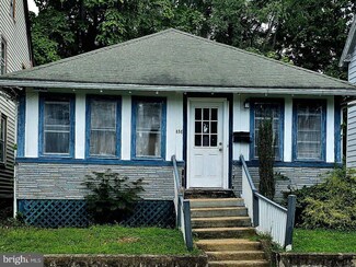156 Emerson St, Woodbury, NJ 08096