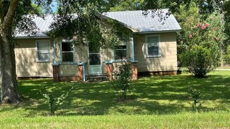 890 Pea Ridge Rd, Forest, MS 39074