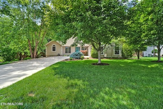 169 Forest View Dr, Crossville, TN 38558