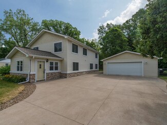 5716 Quail Ave N, Minneapolis, MN 55429