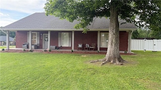 16446 Pernecia Ave, Greenwell Springs, LA 70739