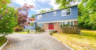 4 Michael Ln, Scotch Plains, NJ 07076