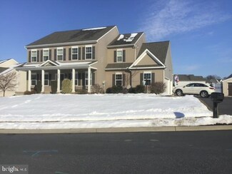 646 Saddle Rd, Palmyra, PA 17078