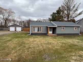 12142 Davison Rd, Davison, MI 48423