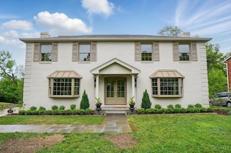 6516 Willow Hollow Ln, Cincinnati, OH 45243