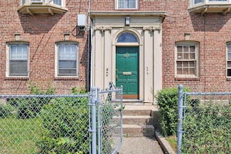 819 Connecticut Ave Unit 6, Bridgeport, CT 06607