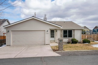 2690 NE Rosemary Dr, Bend, OR 97701