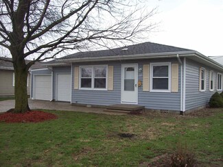 727 Poplar St, Tipton, IN 46072
