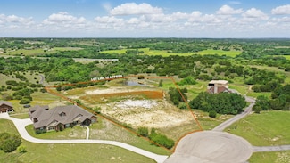 833 N Savage Creek Ln, Weatherford, TX 76087
