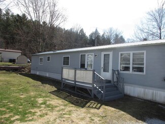 506 Hemlock Rd, Saint George, VT 05495