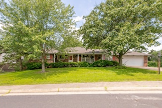 811 Hulen Dr, Columbia, MO 65203