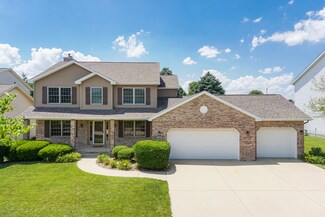 20 Hodgehaven Cir, Bloomington, IL 61704