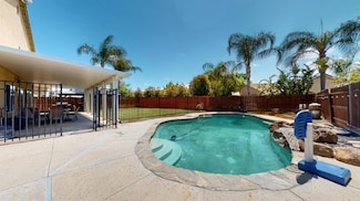 1708 Via Milano, Gustine, CA 95322