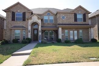 127 Lake Trail Dr, Red Oak, TX 75154