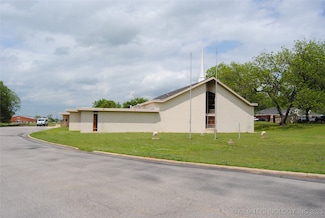 1930 Arlington St, Ada, OK 74820