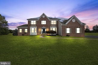 12 Wyckoff Place, Franklin Park, NJ 08823