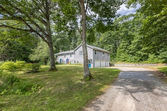 270 Harpswell Neck Rd, Harpswell, ME 04079