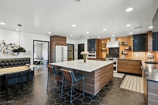3219 S Torrey Pines Dr, Las Vegas, NV 89146