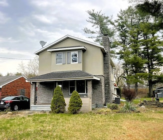 196 Conqua Ln, Schenectady, NY 12306