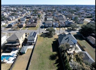6460 Bellaire Dr, New Orleans, LA 70124