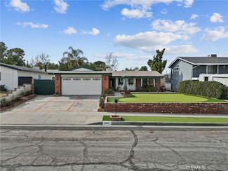 26517 Torreypines Dr, Newhall, CA 91321
