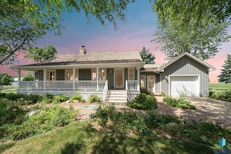 46582 282nd St, Lennox, SD 57039