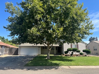 2817 Clover Ln, Sacramento, CA 95821