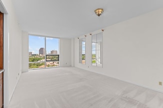 5100 San Felipe St Unit 98E, Houston, TX 77056