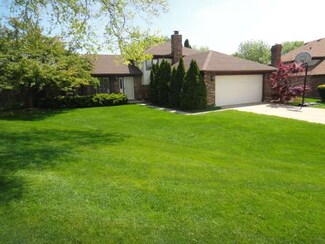 8308 Chelsea Ln, Willow Springs, IL 60480
